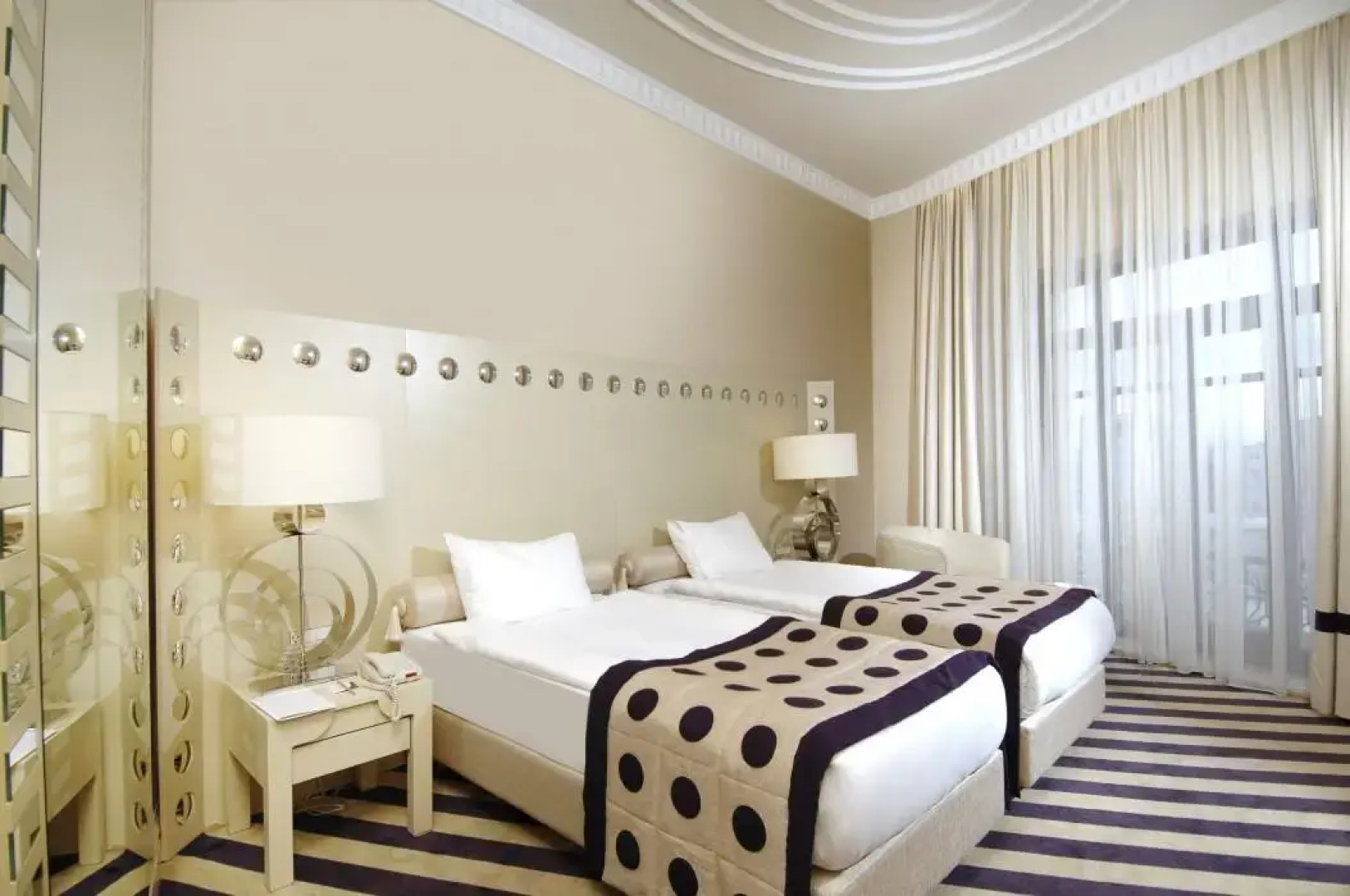Taxim Hill Hotel