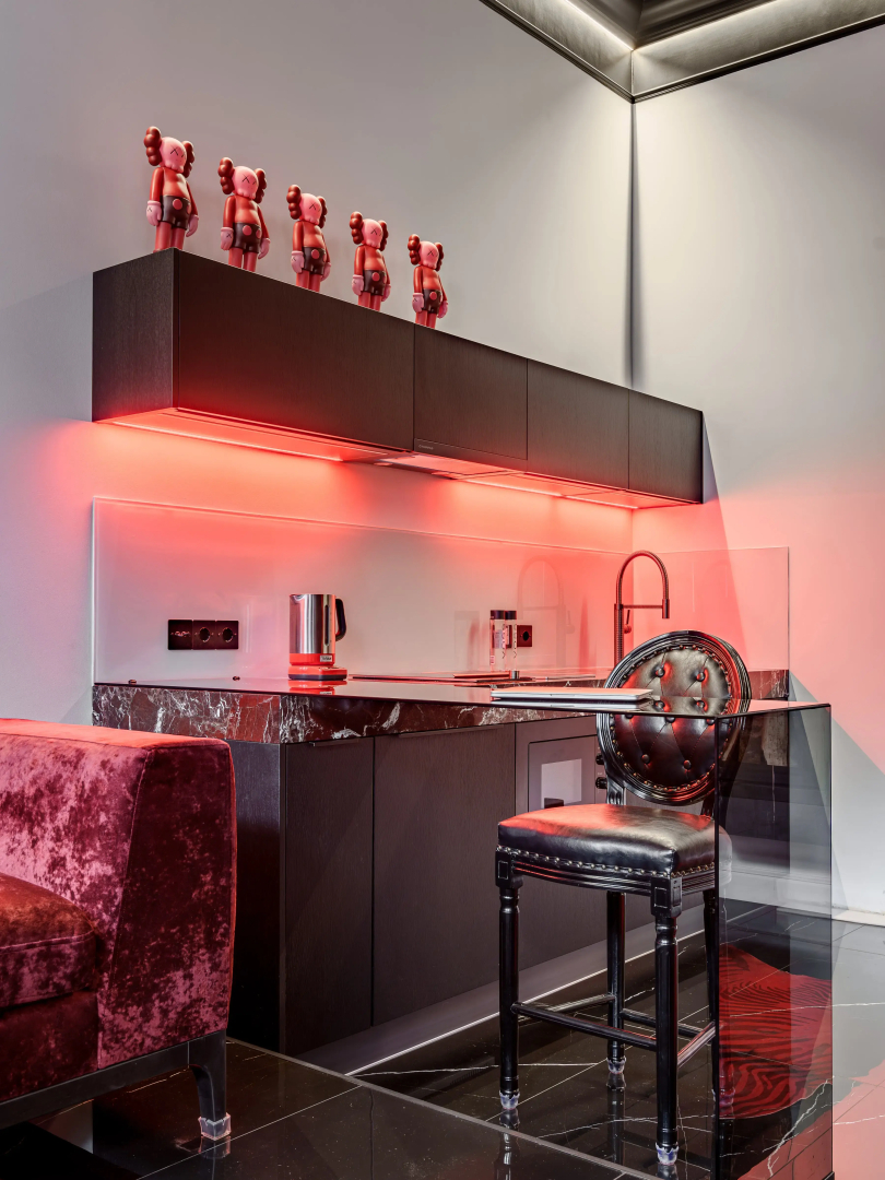 Апартаменты на Невском проспекте hth24 Apartments, авторский дизайн, сауна, камин