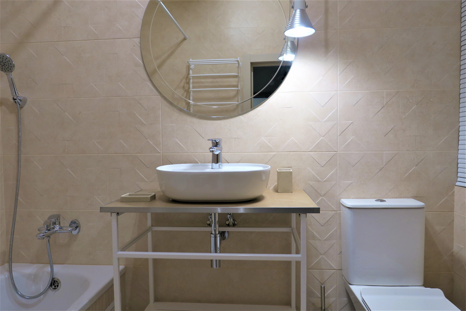 Апартаменты Семейные Трёхкомнатные на Солнечной