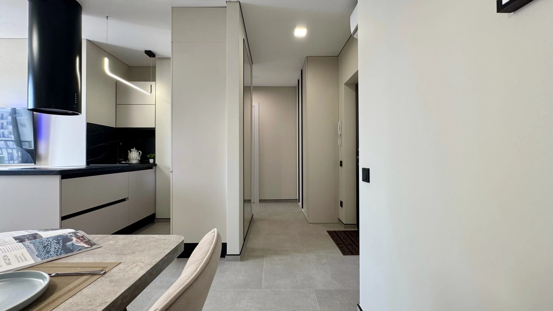 Апартаменты с балконом и видом на море  ЖК Фрукты 77 Я на Море