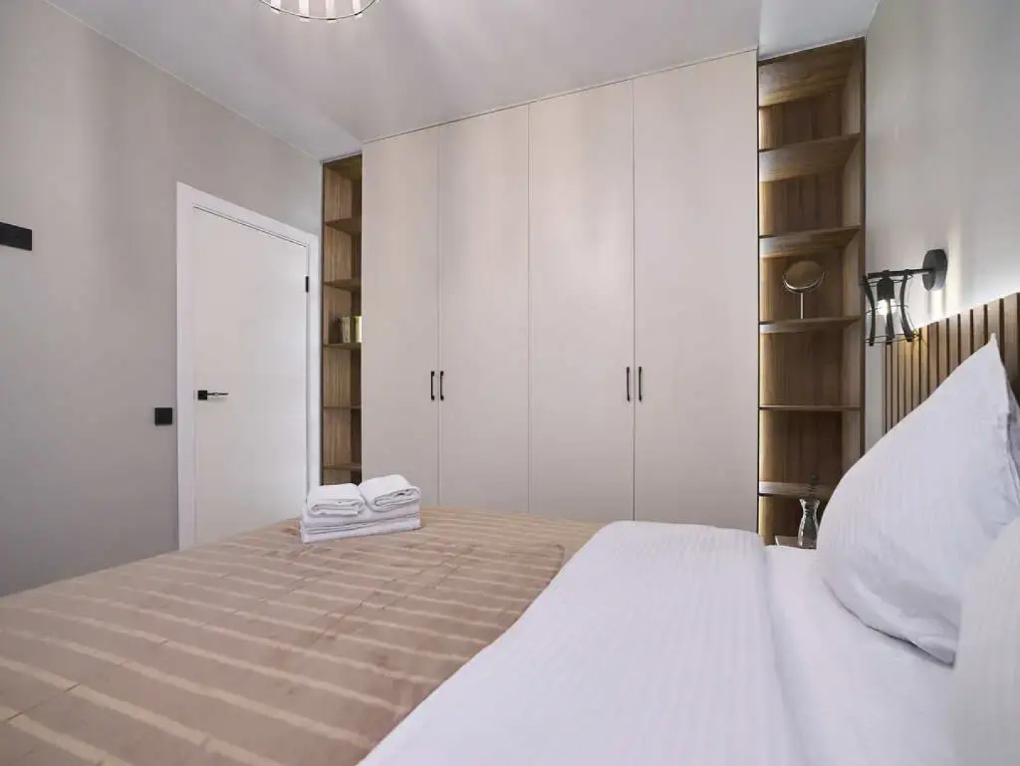 Апартаменты Премиум у Океаниса и Парка Швейцарии