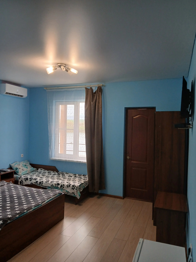 Гостевой дом в Пицунде у озера Наала