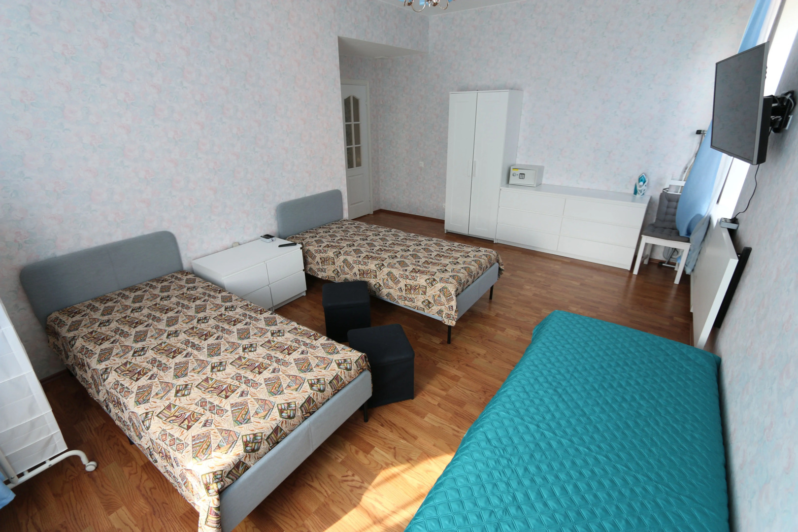 Квартира Просторная квартира с сауной рядом