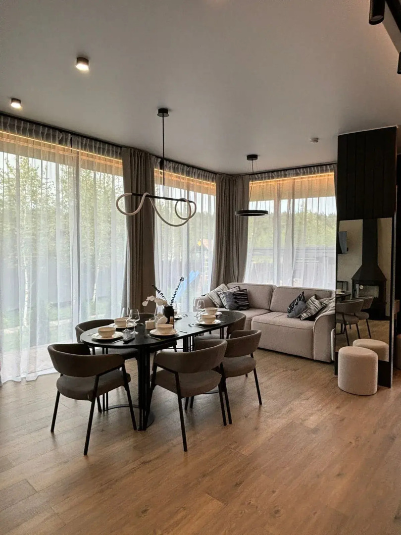 Частный дом Большой у реки с камином и сауной