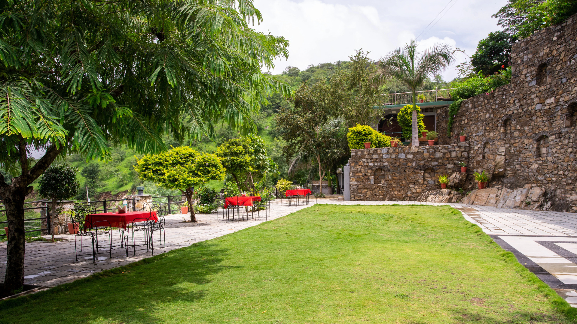 Отель Tiger Valley Luxury Resort Kumbhalgarh