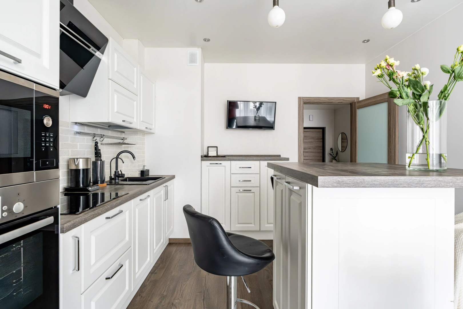 Квартира Antic на Кременчугской Satin Home