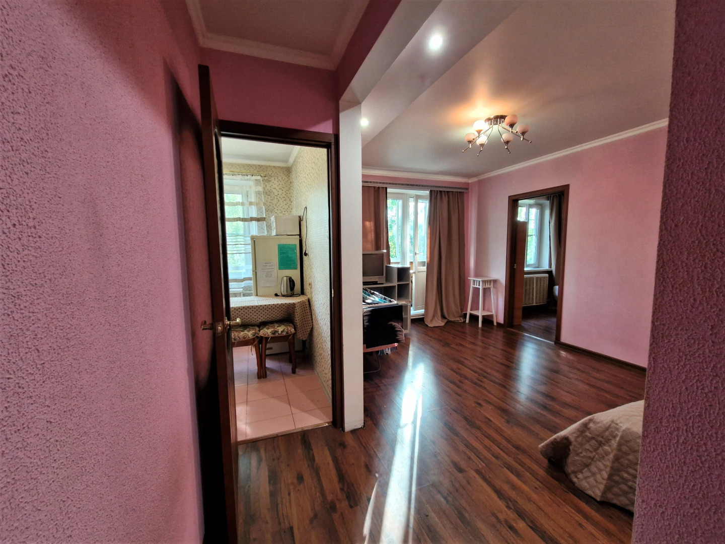 Квартира 2х Комн в Центре на Дзержинского