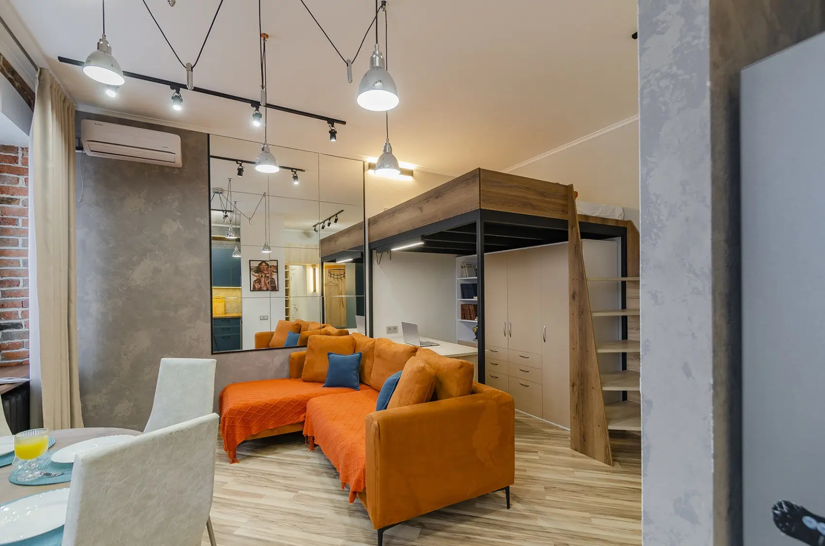 Апартаменты Лофт в центре города