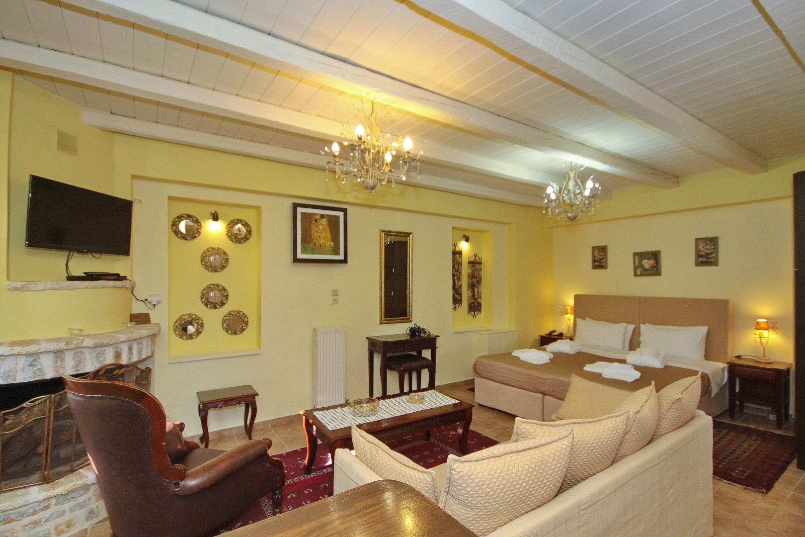 Отель Menalia Villas & Suites