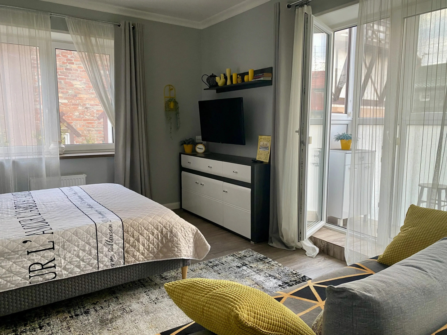 Квартира Yellow Submarine