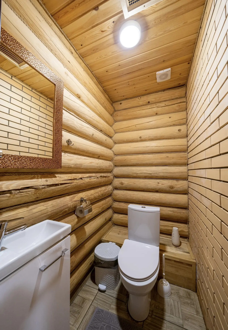 Частный дом с баней и открытым бассейном