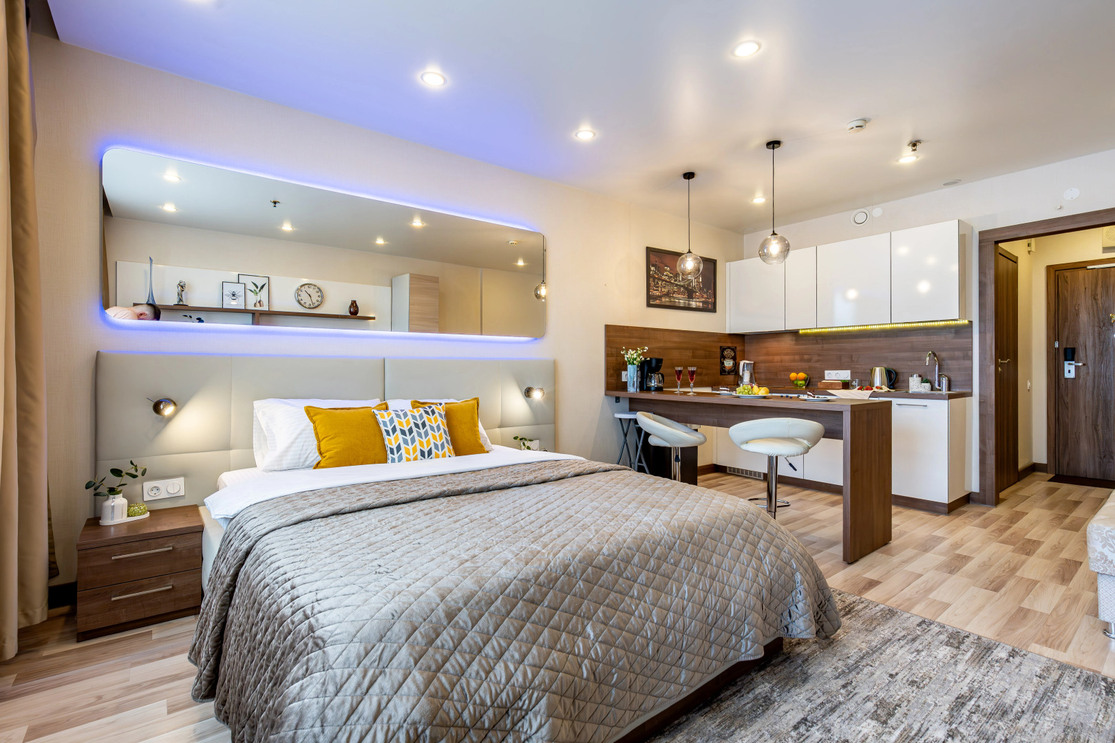 Апартаменты Yes SutkiLive у М.Проспект Просвещения