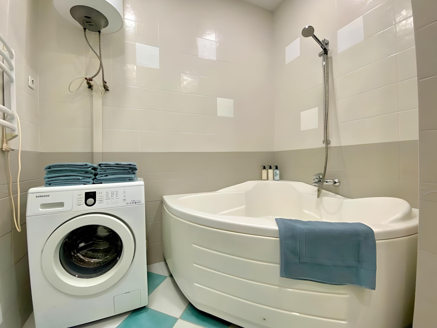 Апартаменты Happy Modern большая квартира в центре Казани