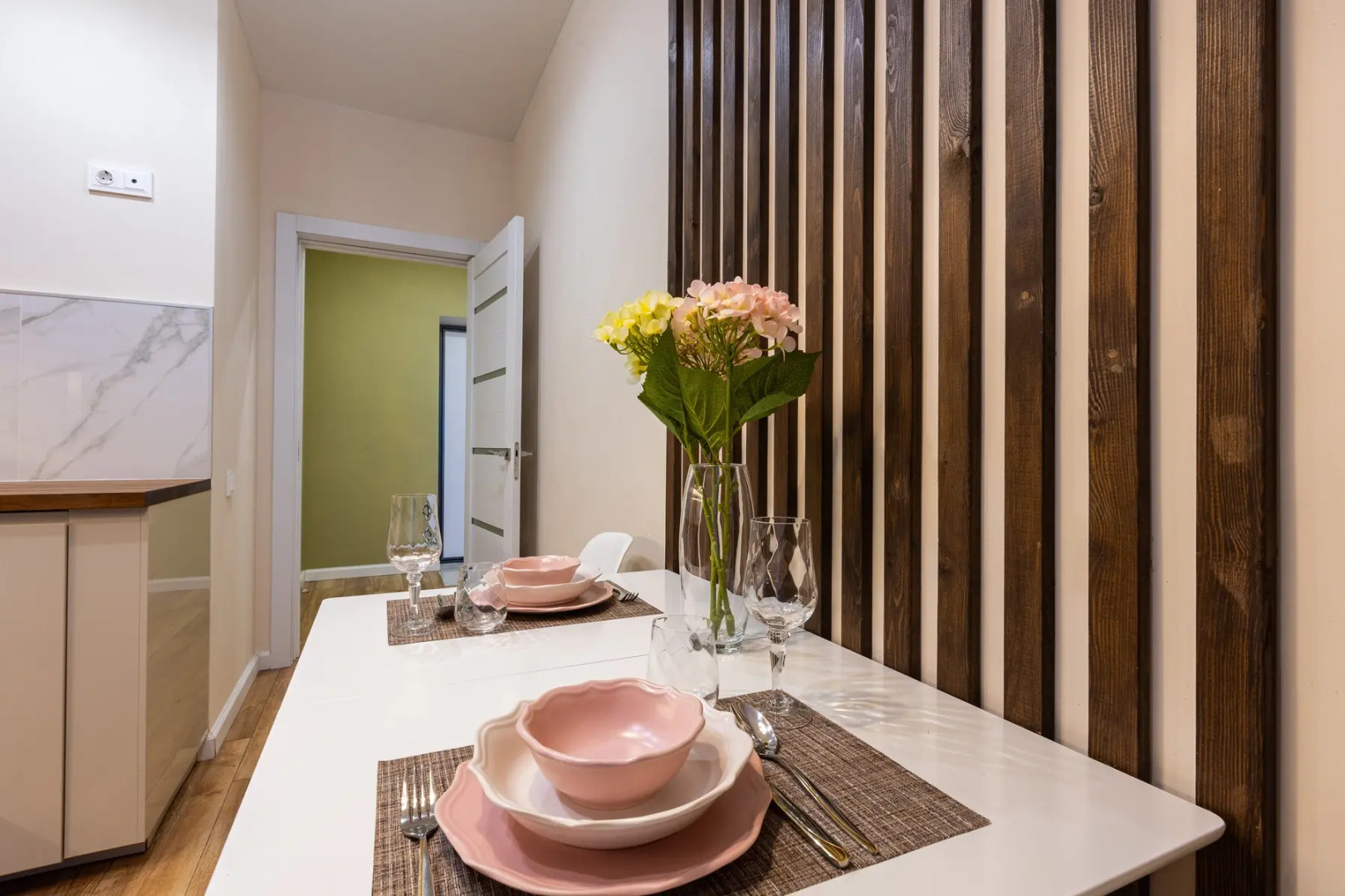 Апартаменты Сутки Уфа на Рудольфа Нуреева 10