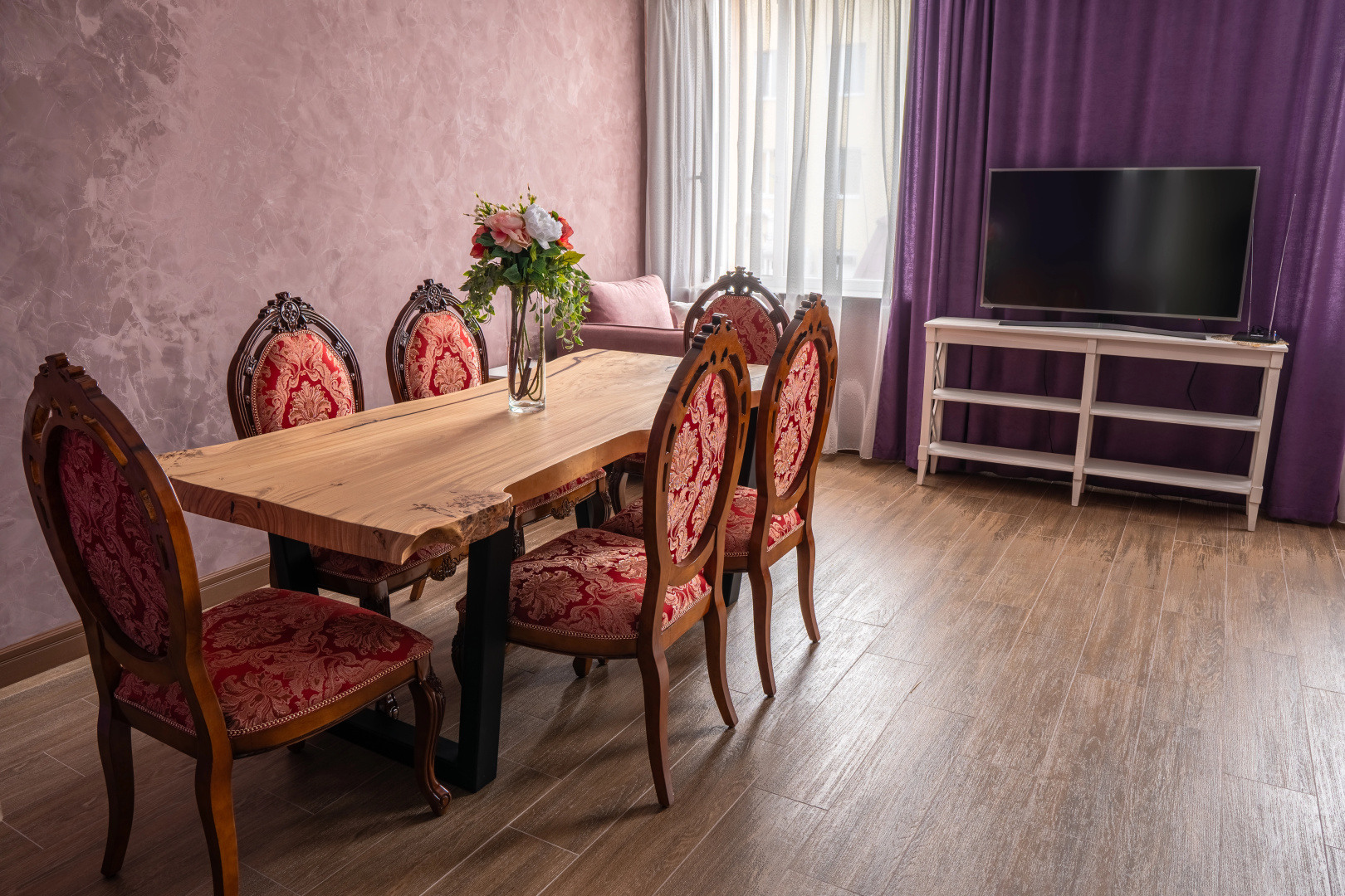 Parus Hotel