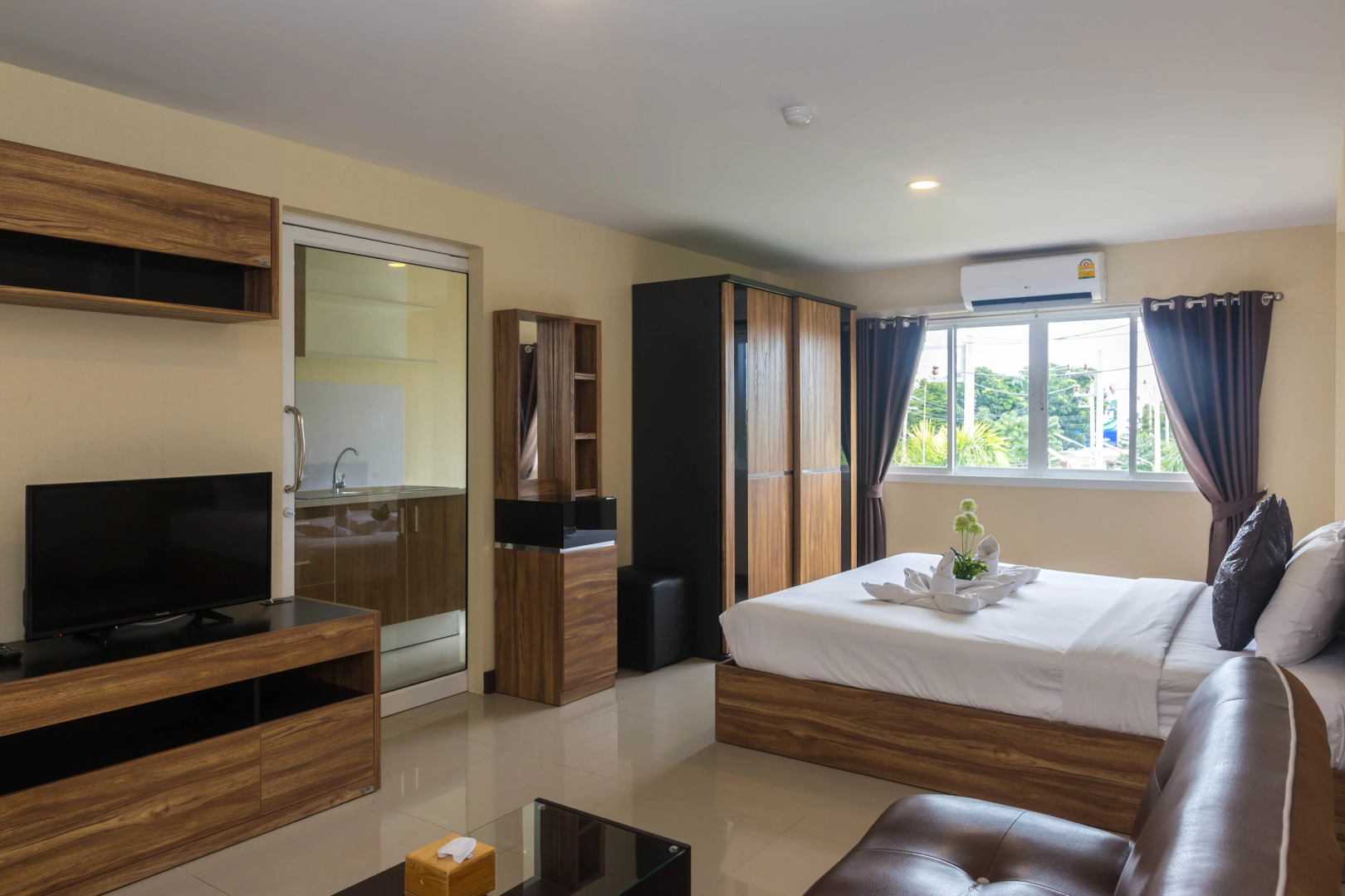 Отель Life Grand Chiang Mai