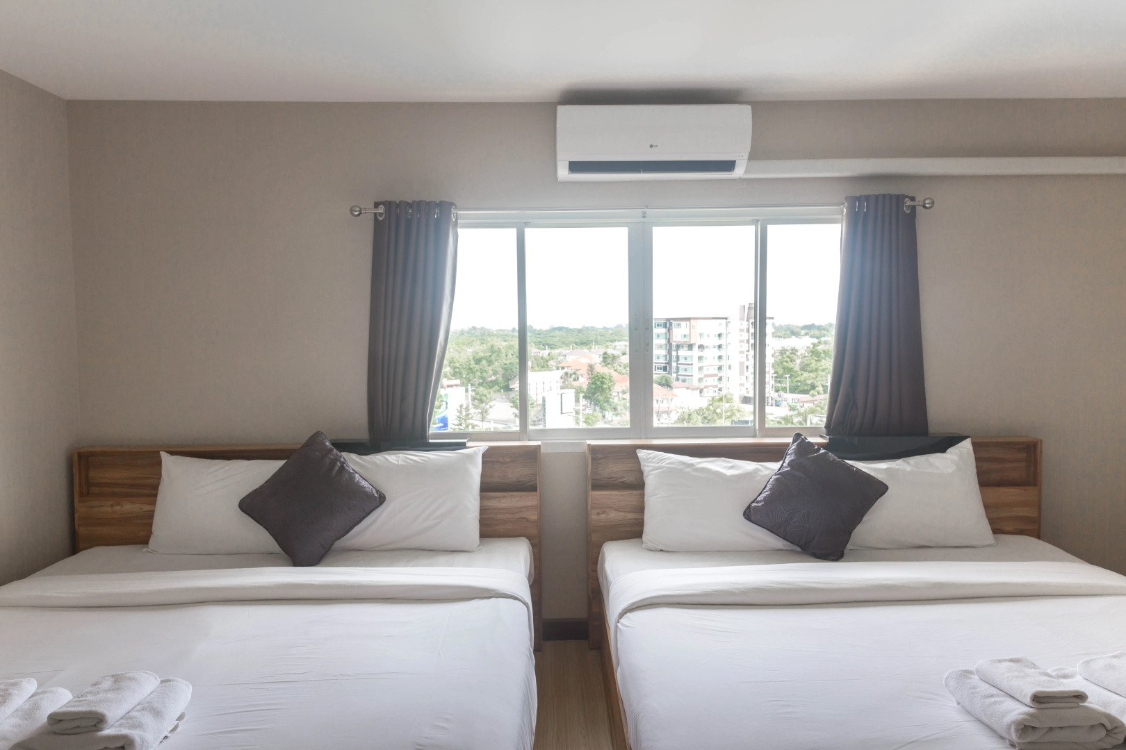 Отель Life Grand Chiang Mai