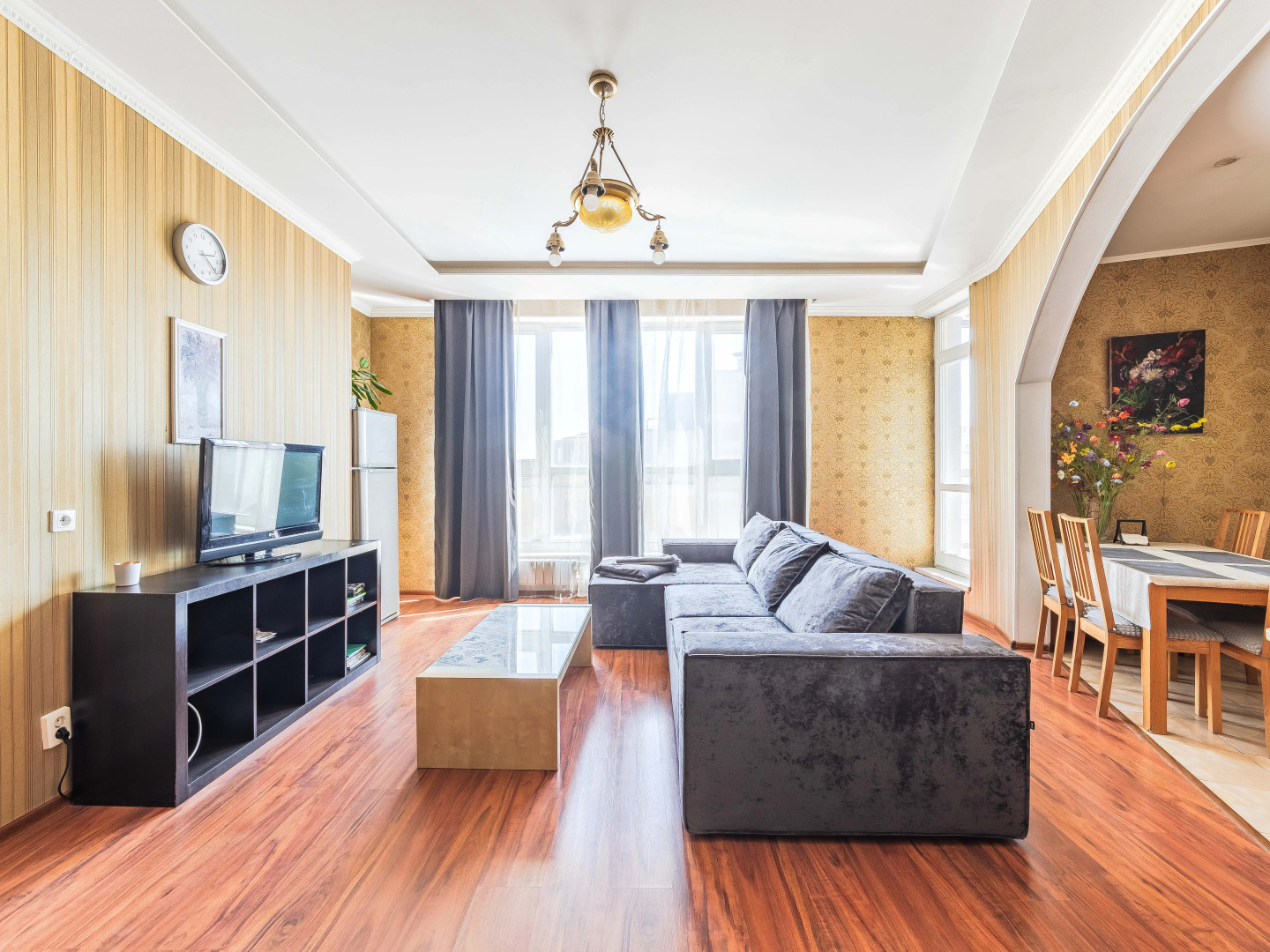 Квартира У Ростральных Колонн