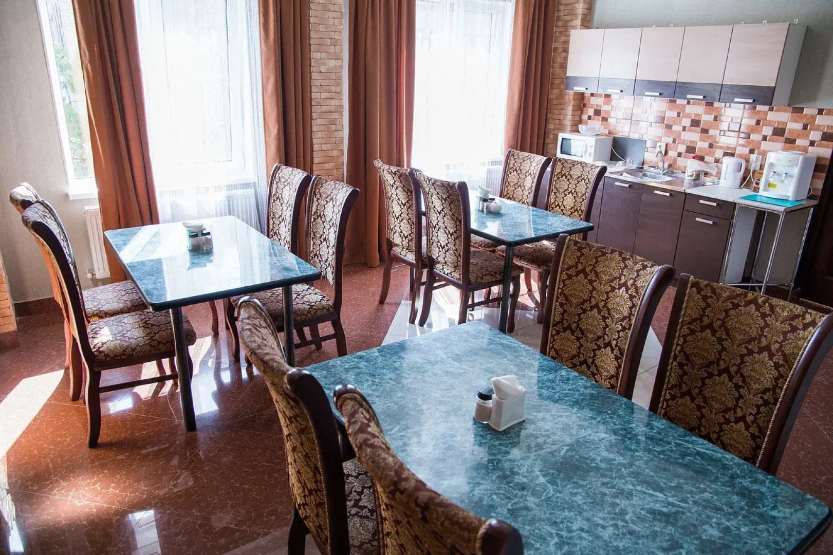 Александровский