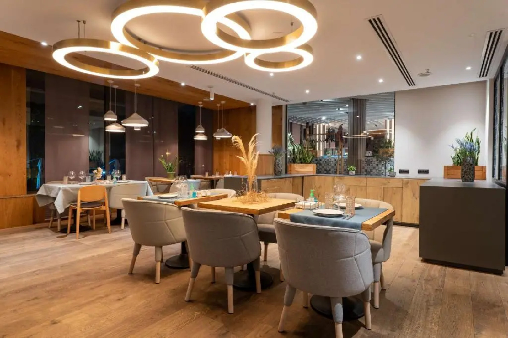 Отель Best Western Plus Congress Hotel