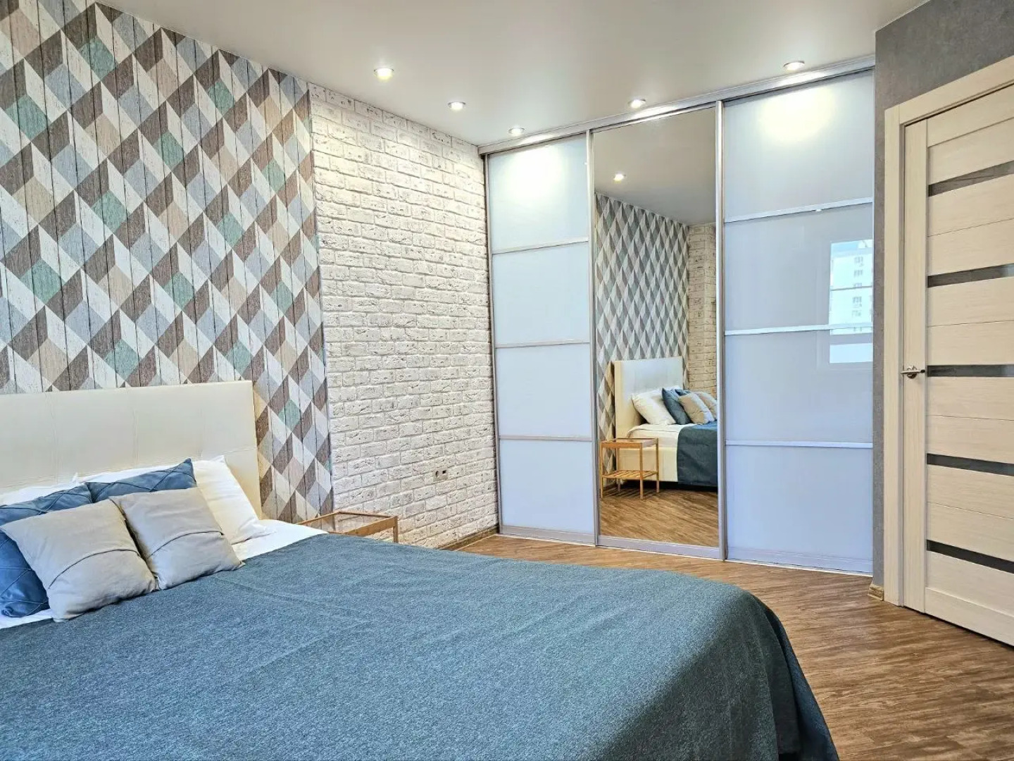 Апартаменты BGHouse в Стиле Лофт