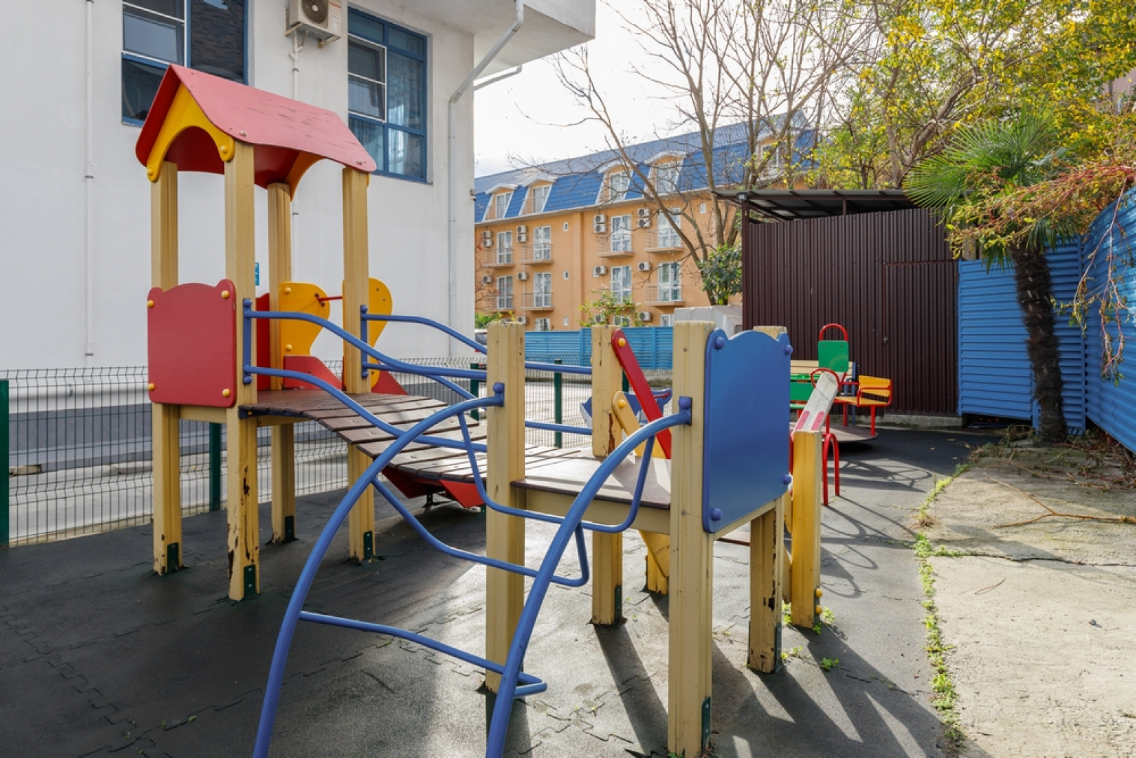 Апартаменты GeoApart Цветочная 30