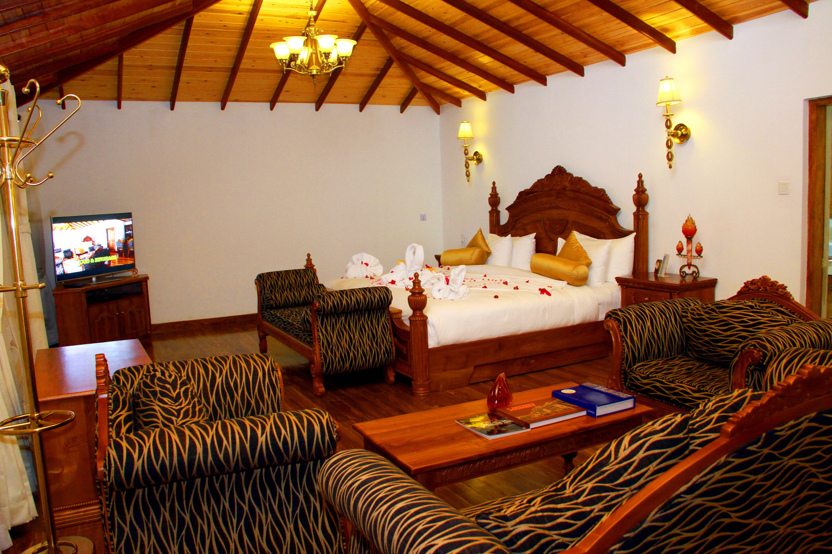 Отель Araliya Green Hills