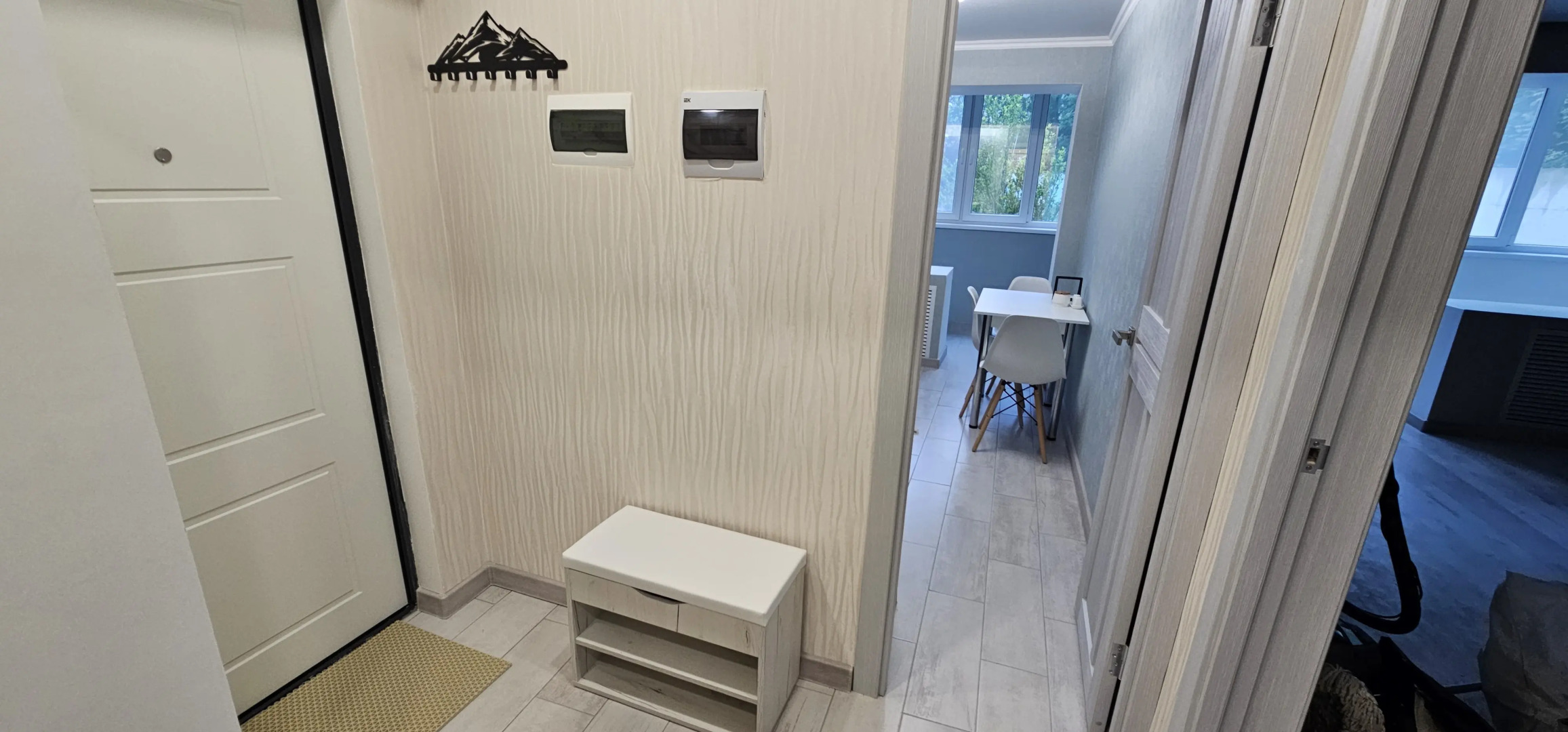 Квартира Двухкомнатная в тихом дворе с новым ремонтом и техникой