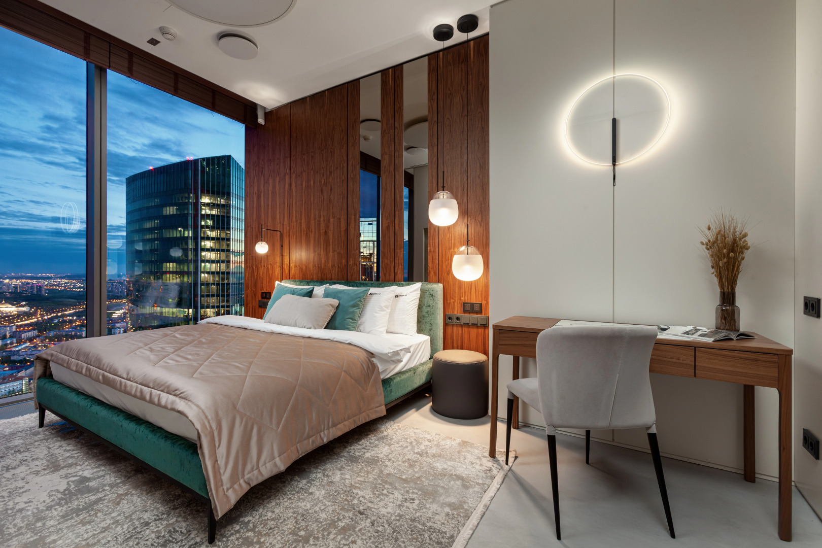 Апартаменты LordlyUp с караоке на  74 этаже