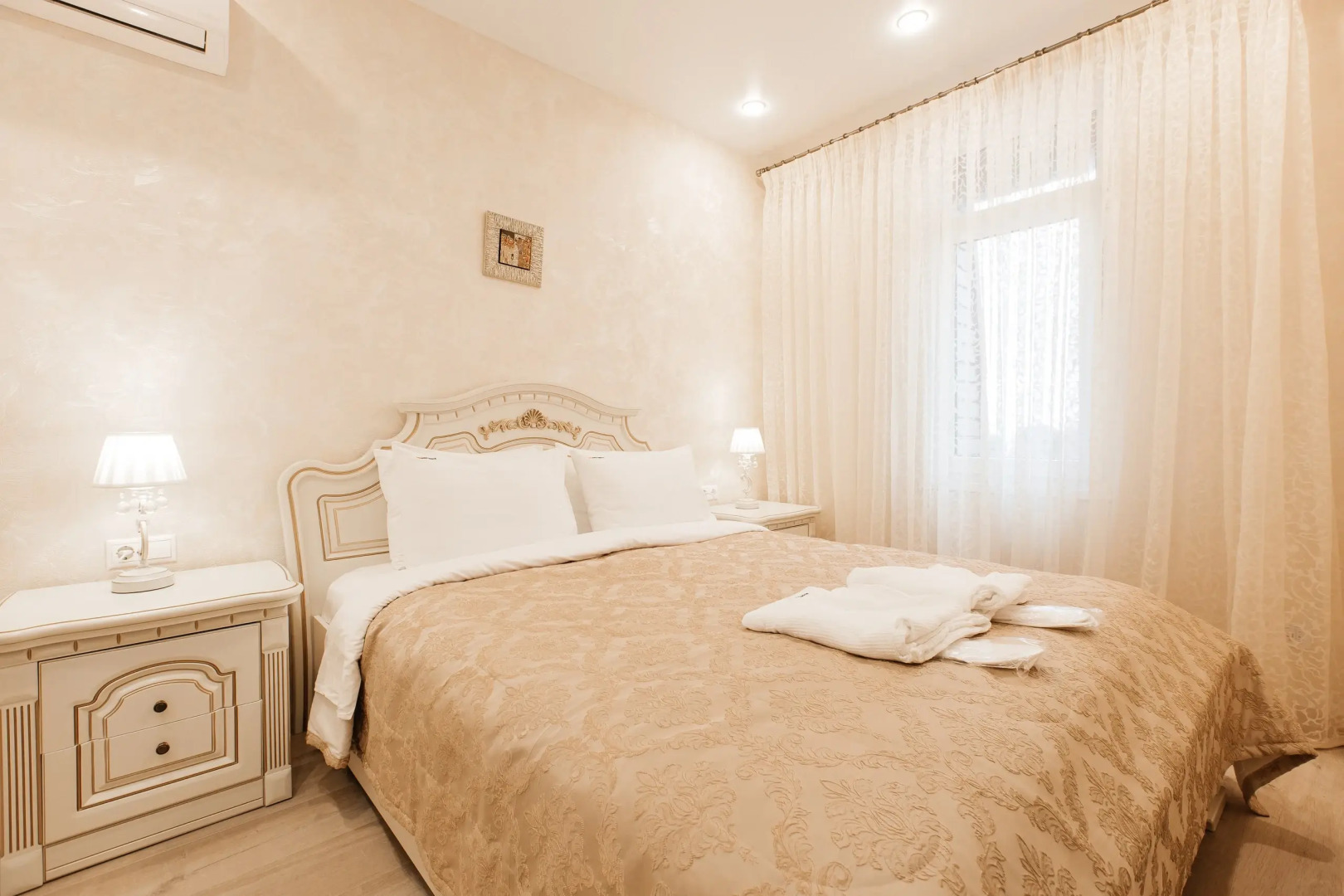 Апартаменты Red Apartments Нижнеимеретинская 137А Армада