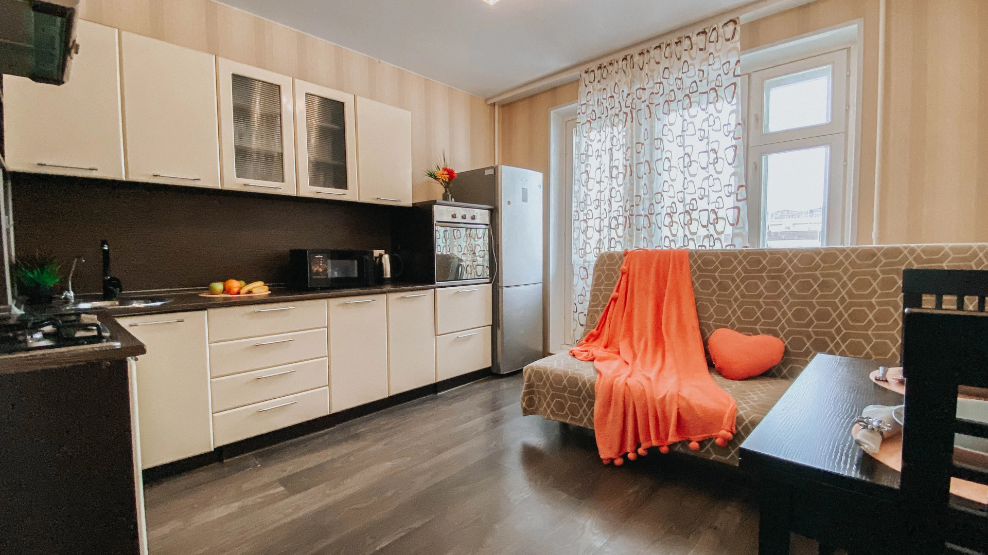 Апартаменты рядом с парком Победы