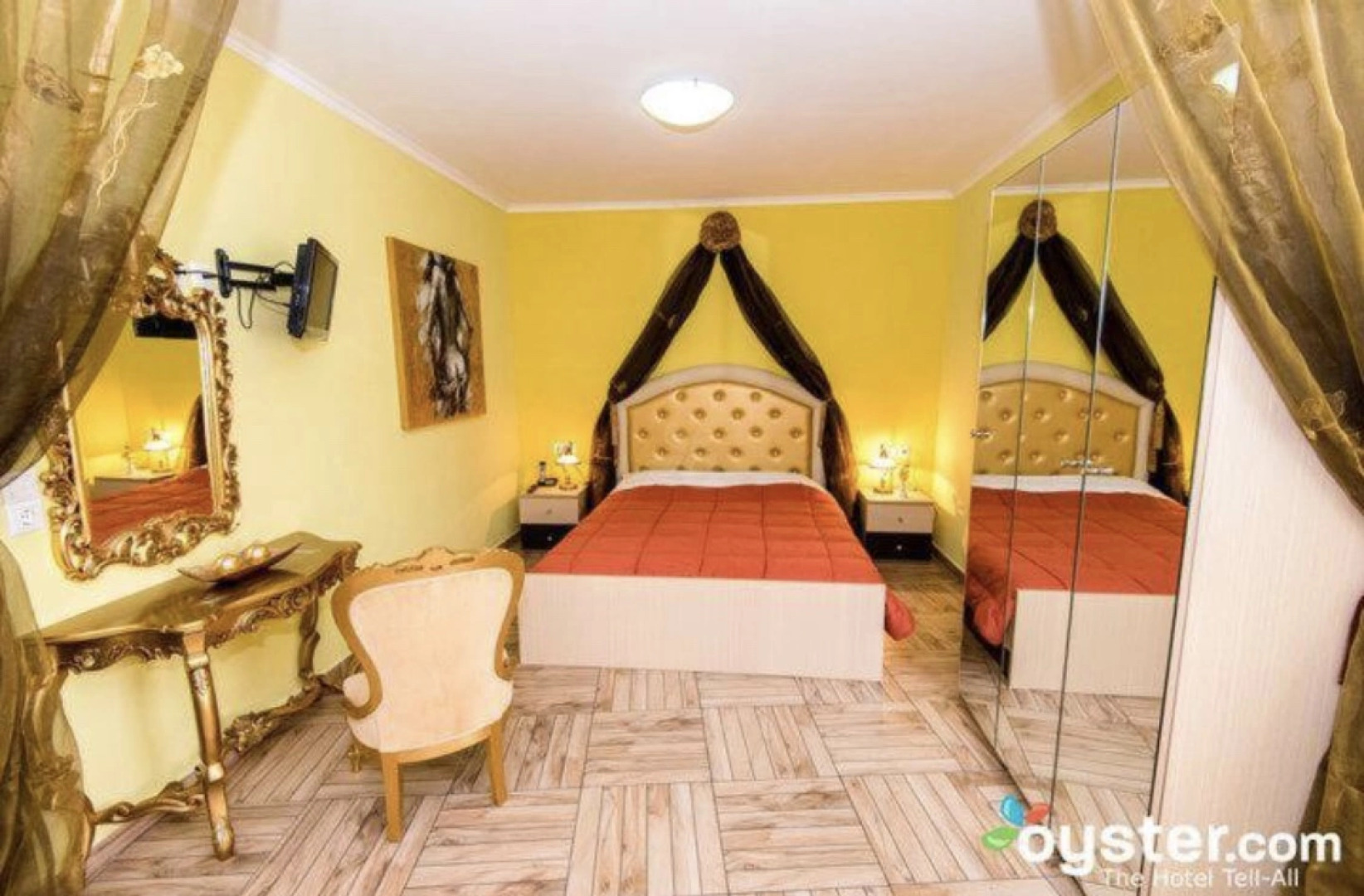 Отель Paradice Luxury Suites