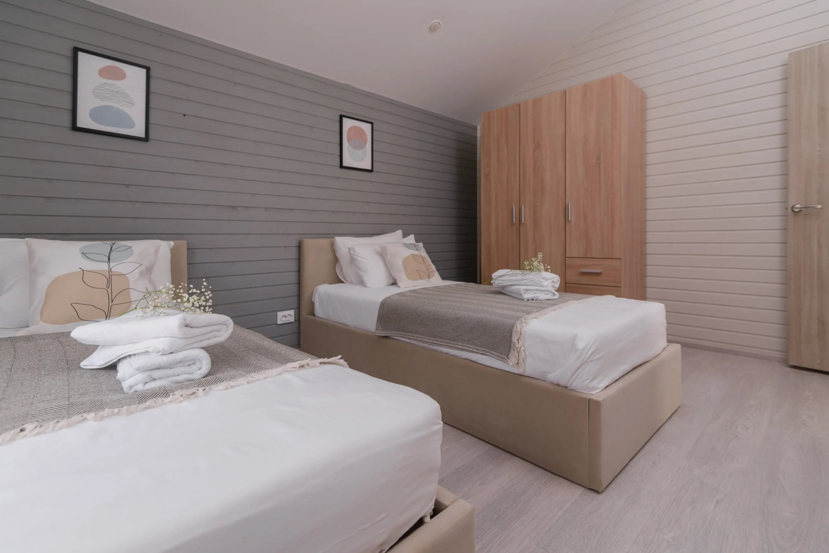 Частный дом Simple Life Home 381