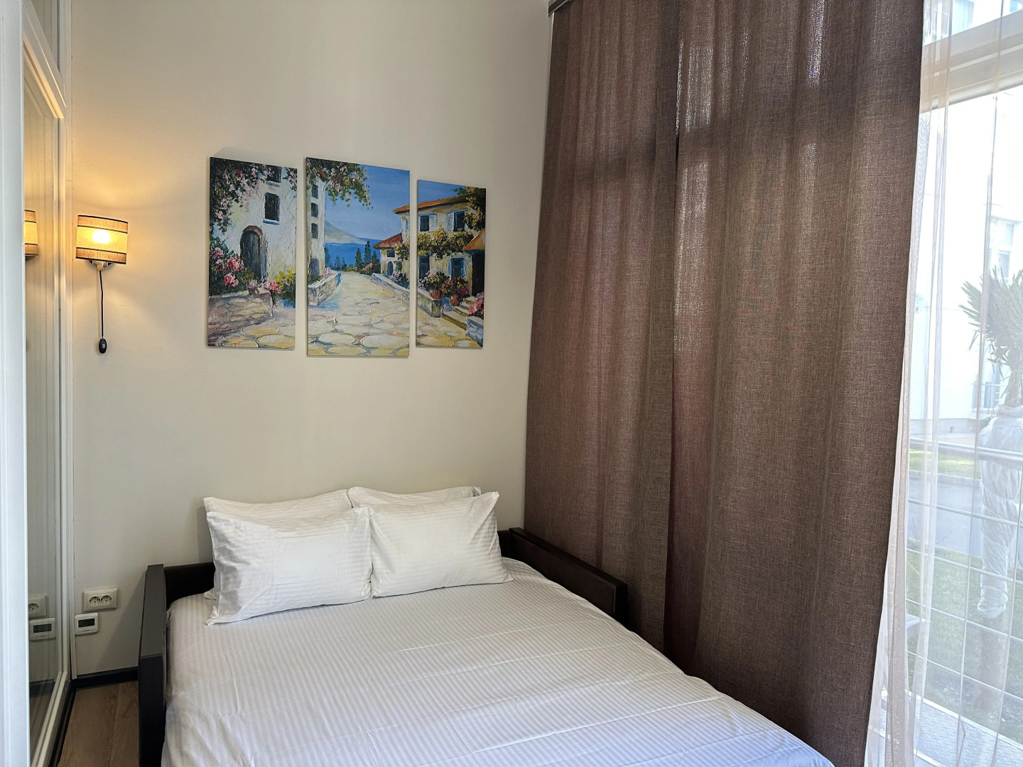 Апартаменты на Бульваре Надежд 4/2