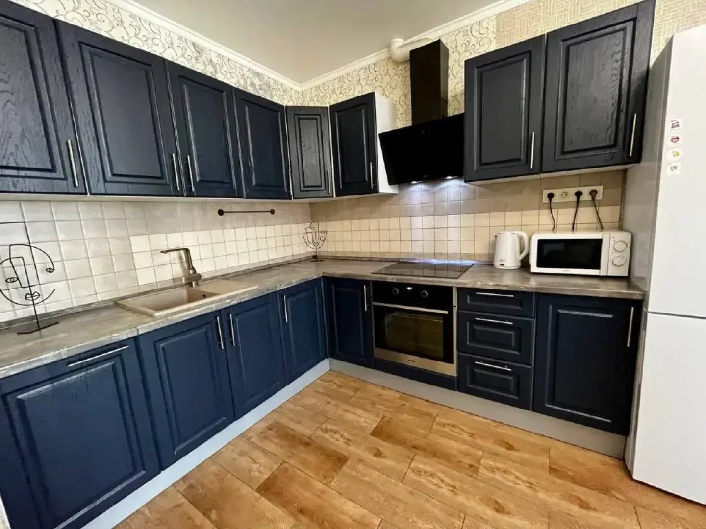 Апартаменты Sunny Days Apartment Оранж Парк 2