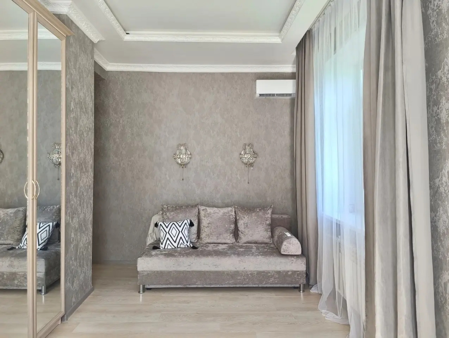 Квартира двухкомнатная в самом центре города