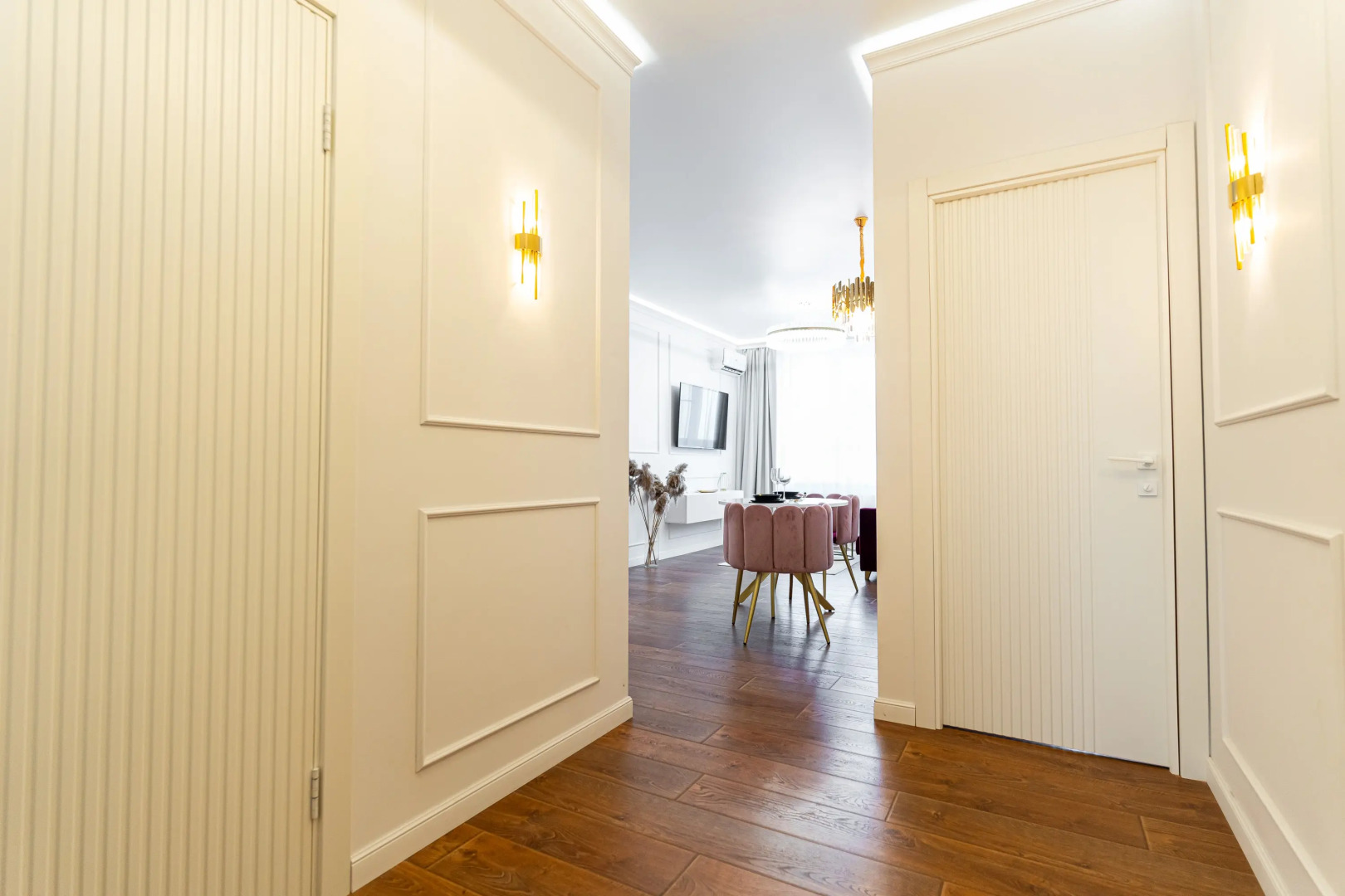 Апартаменты дизайнерские в центре Новороссийска от LetoApart