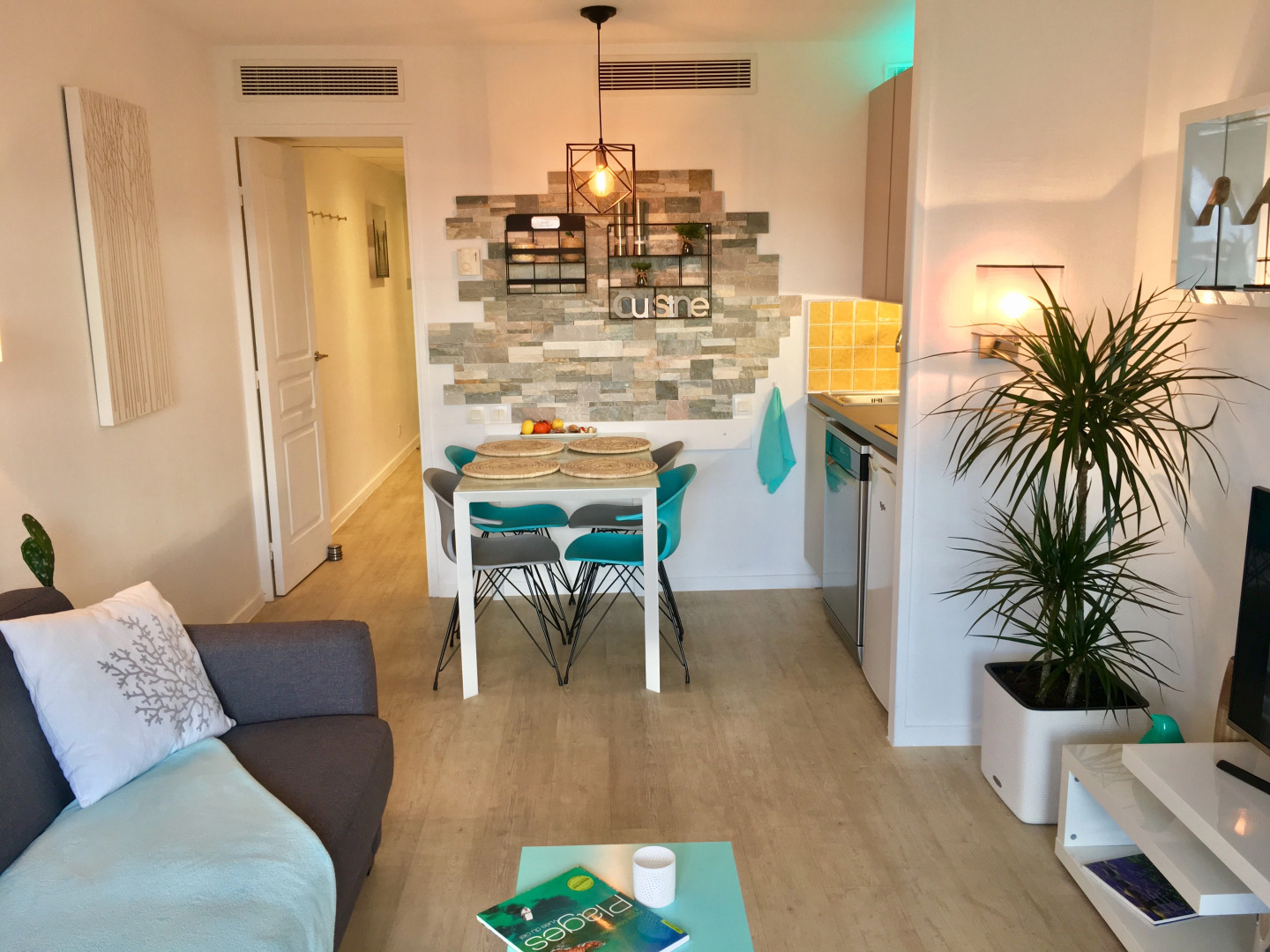 Апартаменты MyHome Riviera