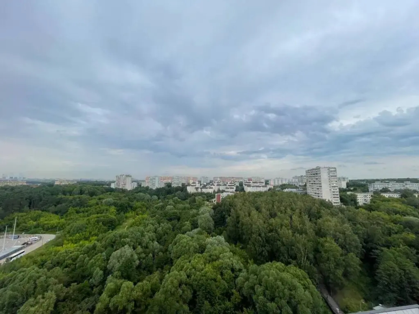 Апартаменты Happy People  в доме с Термы Видное и ТЦ Галерея 9-18 № 3