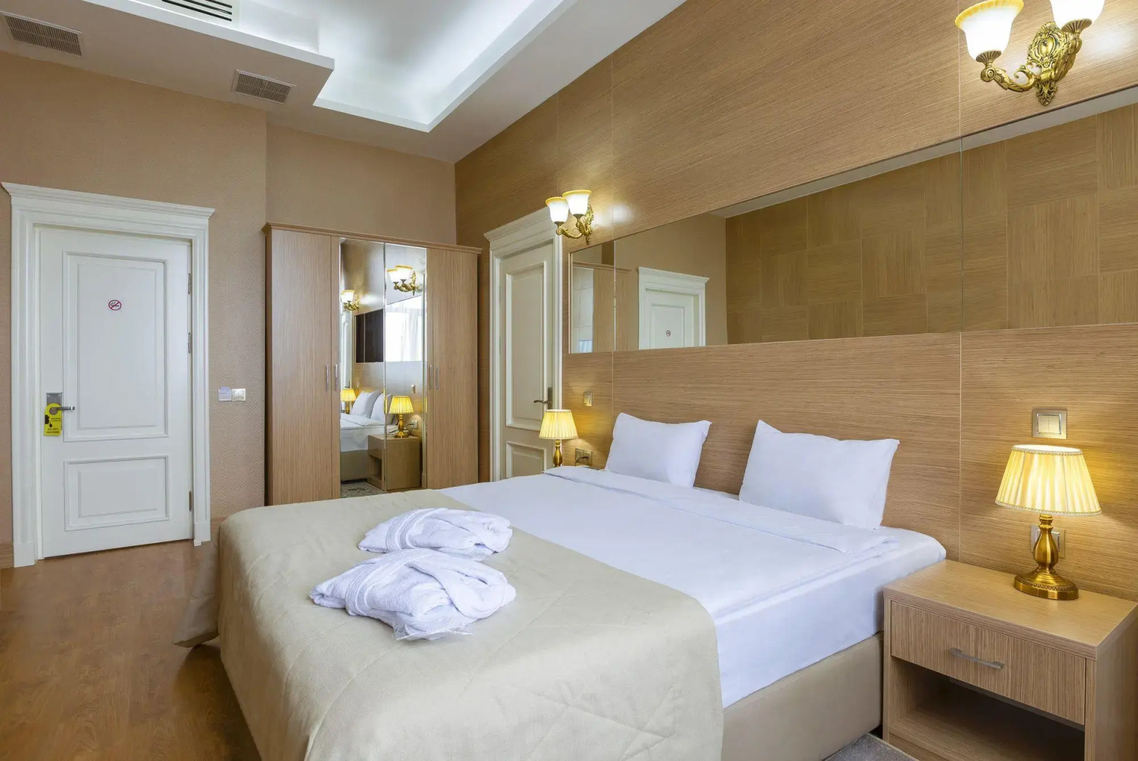 Отель Нобель