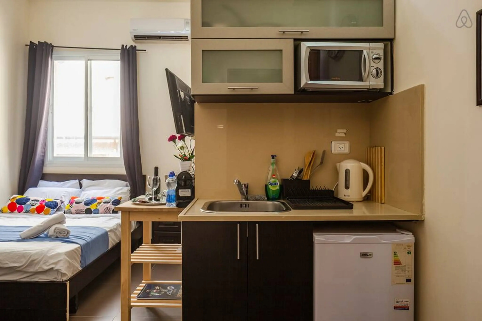 NHE Rothschild Apartments