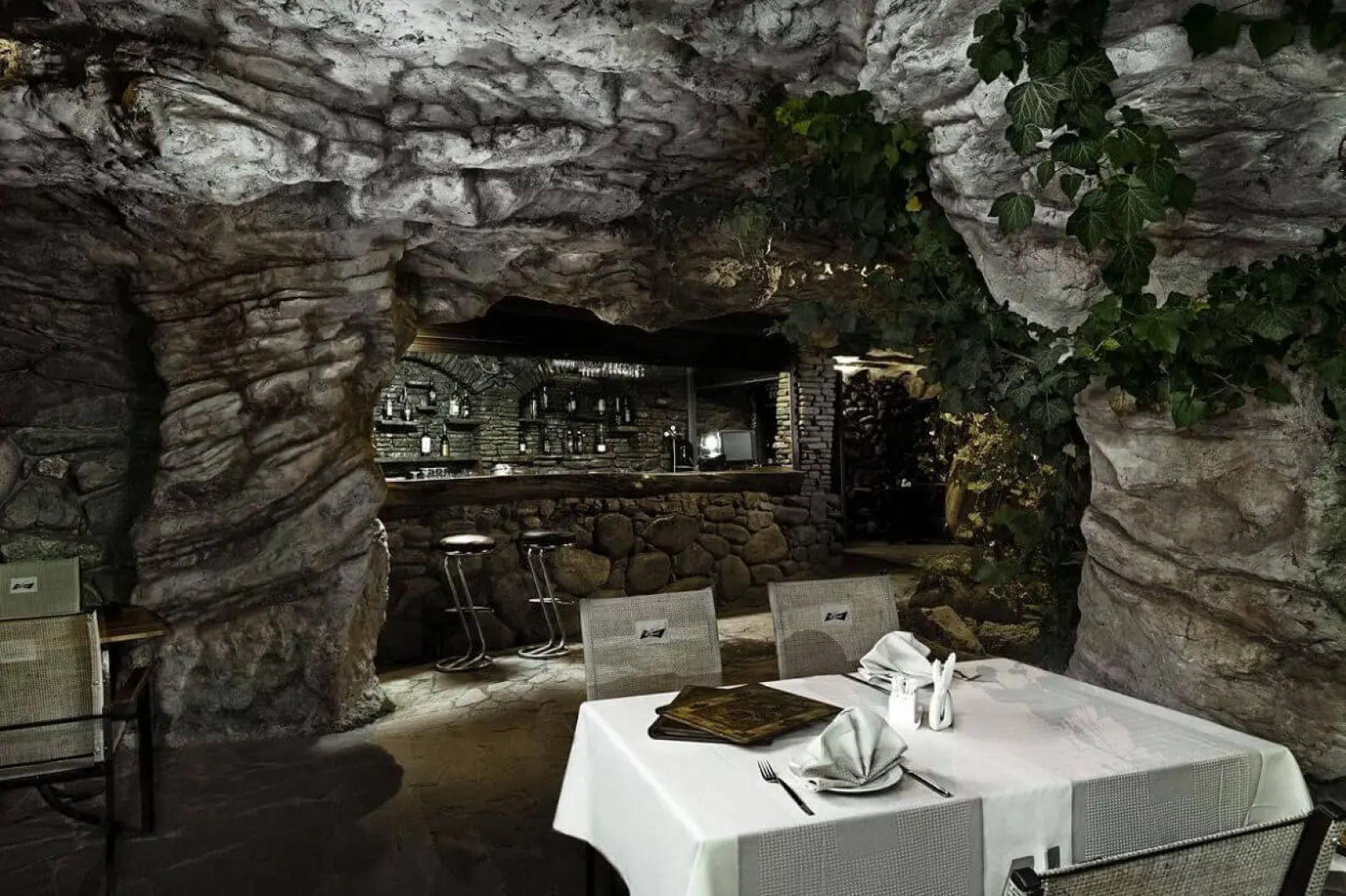 Отель Форт Эврика