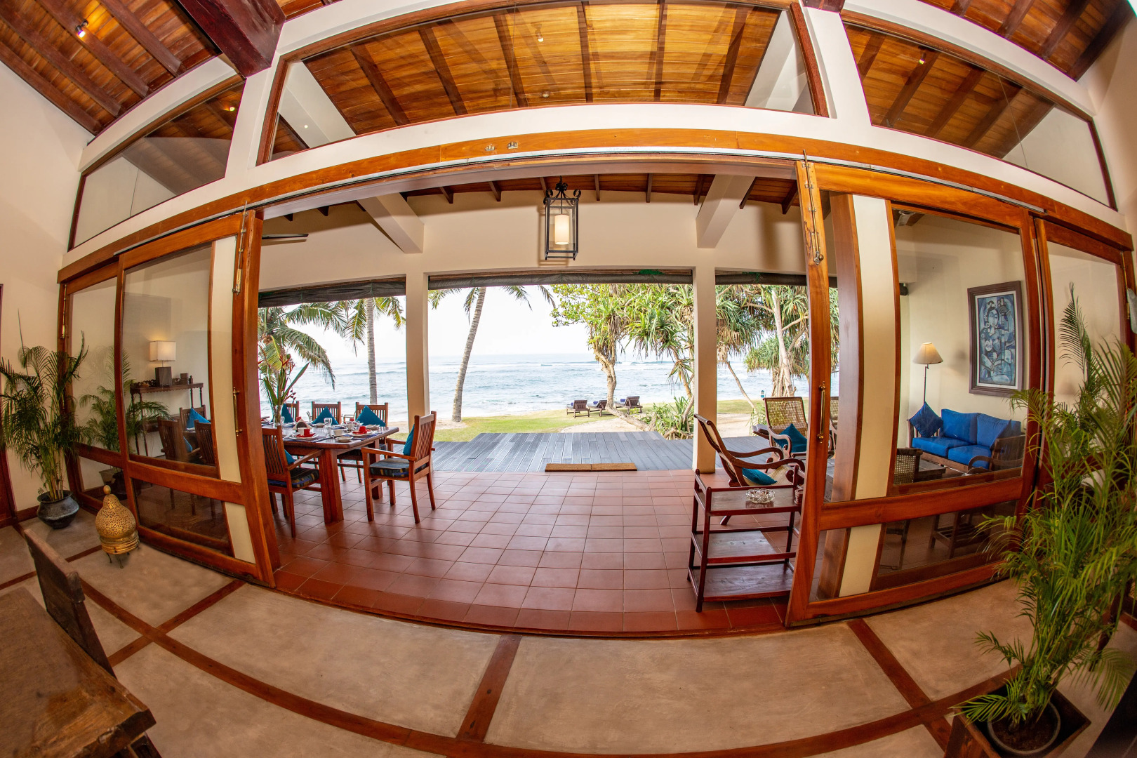 South Point Villa - 3 bedroom Beach Front Villa