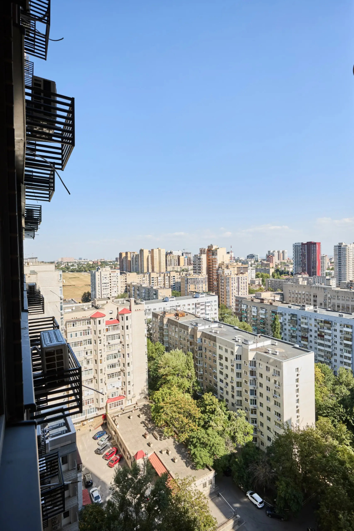 Квартира Двухкомнатная квартира возле центральной больницы