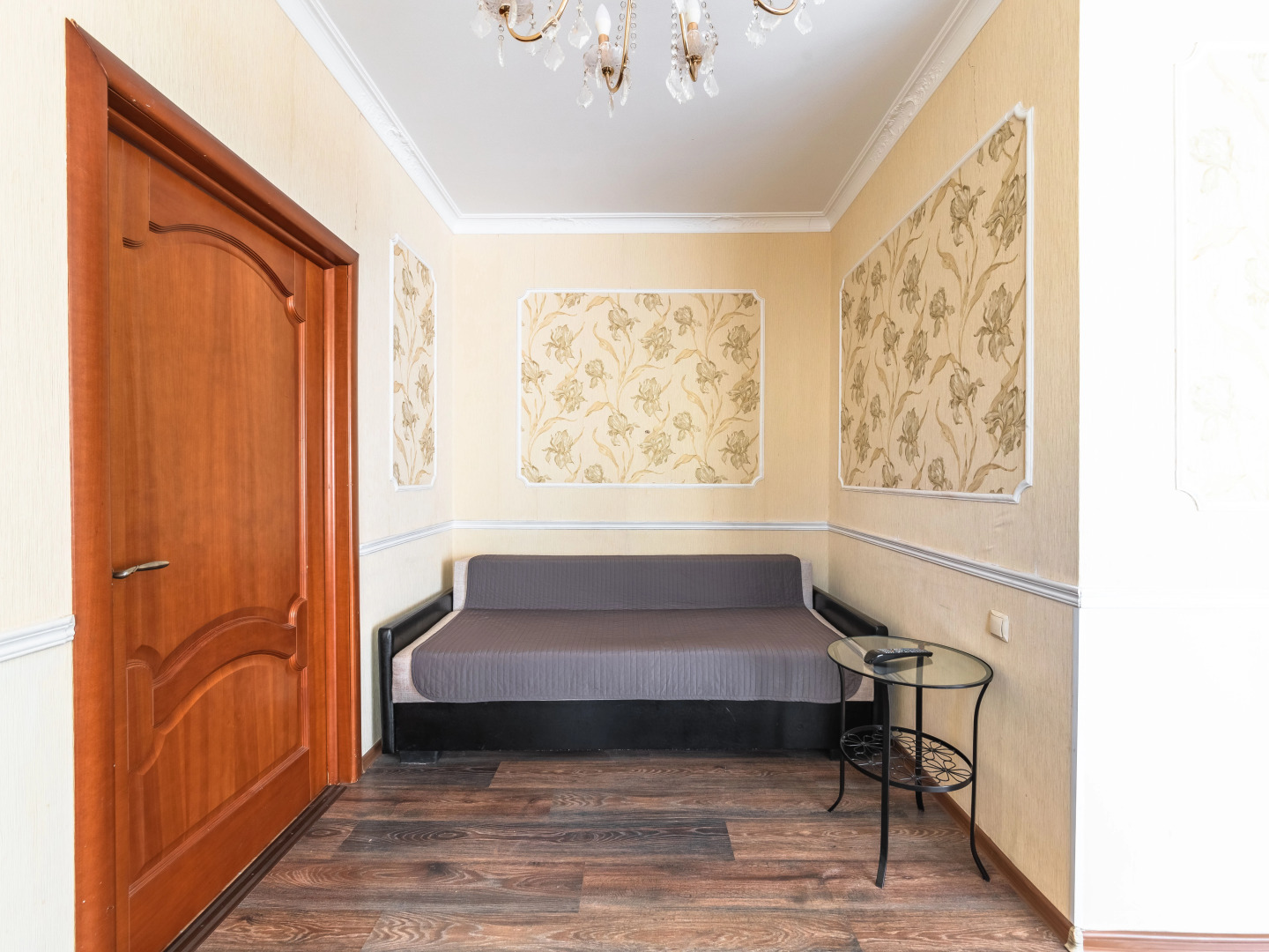 Апартаменты у Крейсера Авроры и Финляндского Вокзала