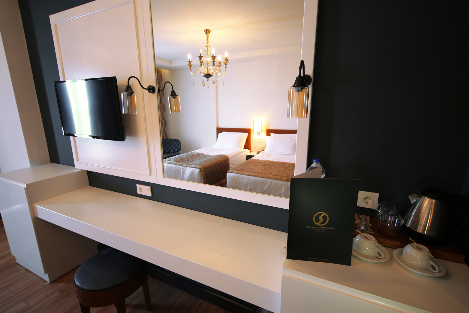 Отель Sey Beach Hotel & Spa