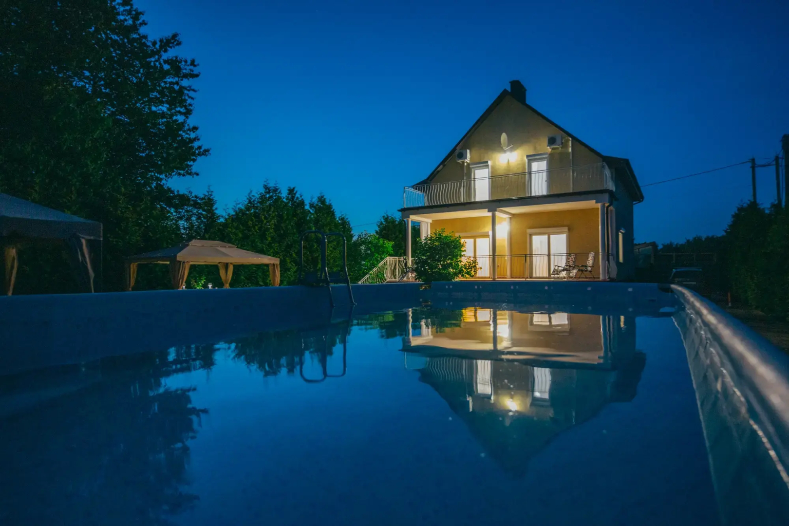 Частный дом Янтарная Ривьера