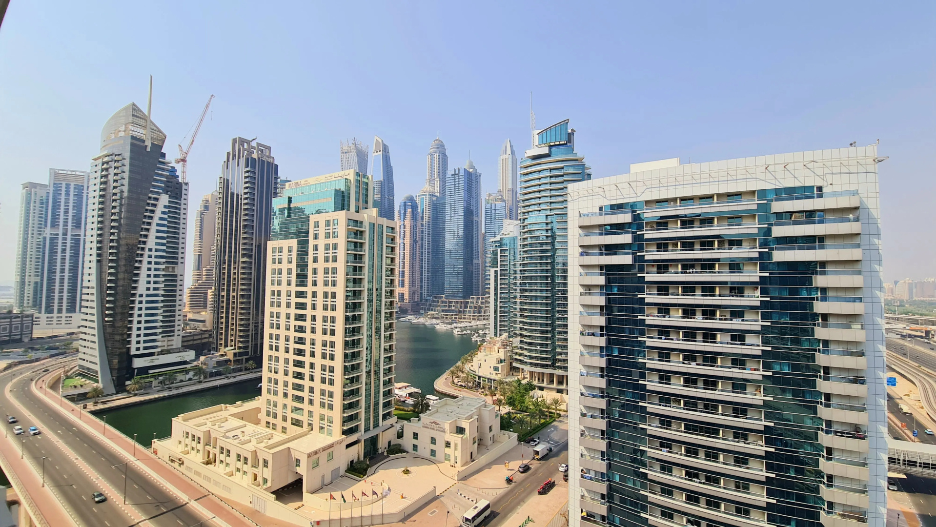 Apartments Marco Polo - 1BR with Marina Views Near Metro & Marina Mall