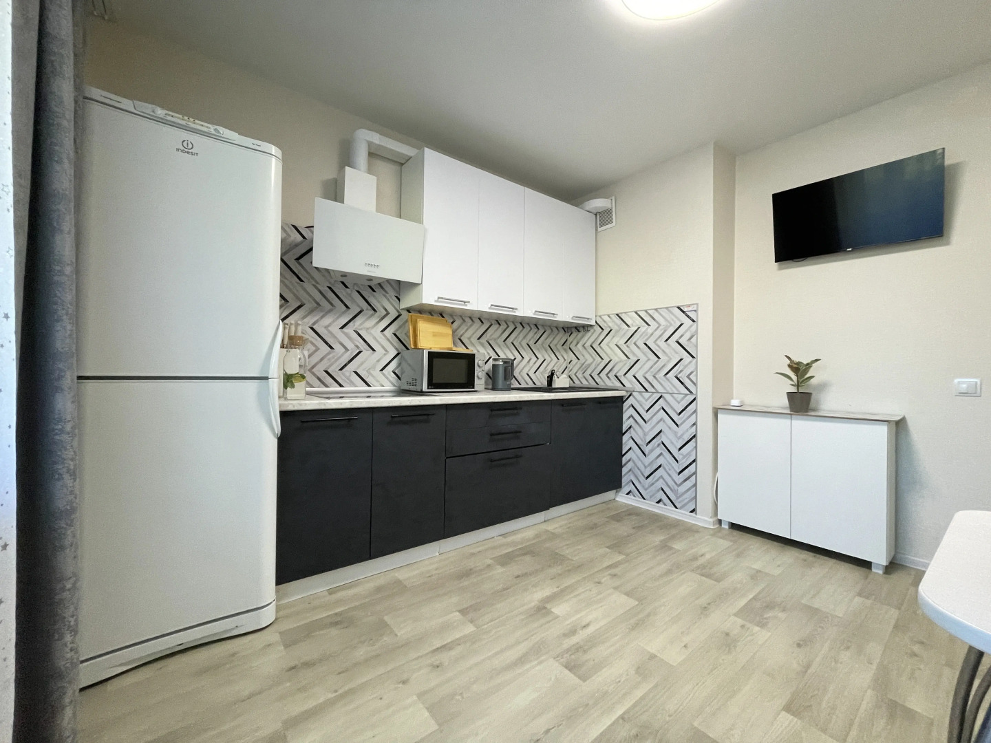 Квартира Максим д.1