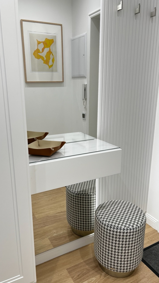 Квартира стильная от дизайнера у озера